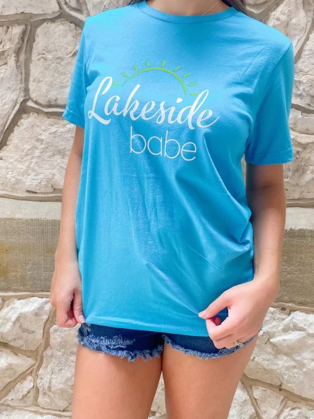 Lakeside Babe Graphic Tee - the Blushing Ivy Boutique LLC - 