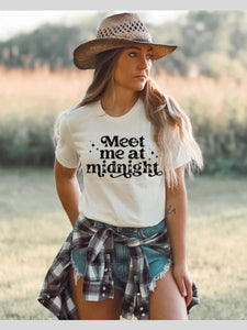 Meet Me At Midnight Graphic Long Sleeve - the Blushing Ivy Boutique LLC - Graphic Tee - 